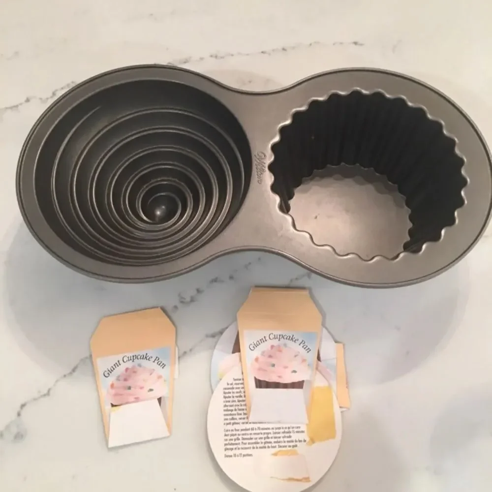 Wilton Large Cupcake Baking Pan